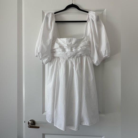 Abercrombie & Fitch White Emerson Dress- M - Picture 3 of 6